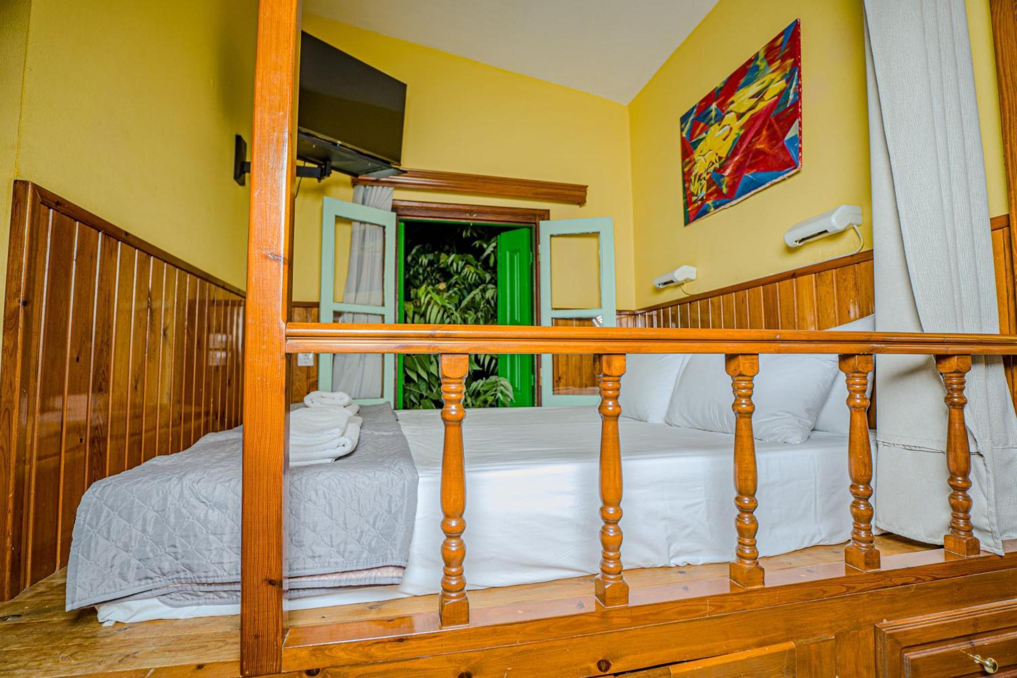 Symi Garden Studios Экстерьер фото
